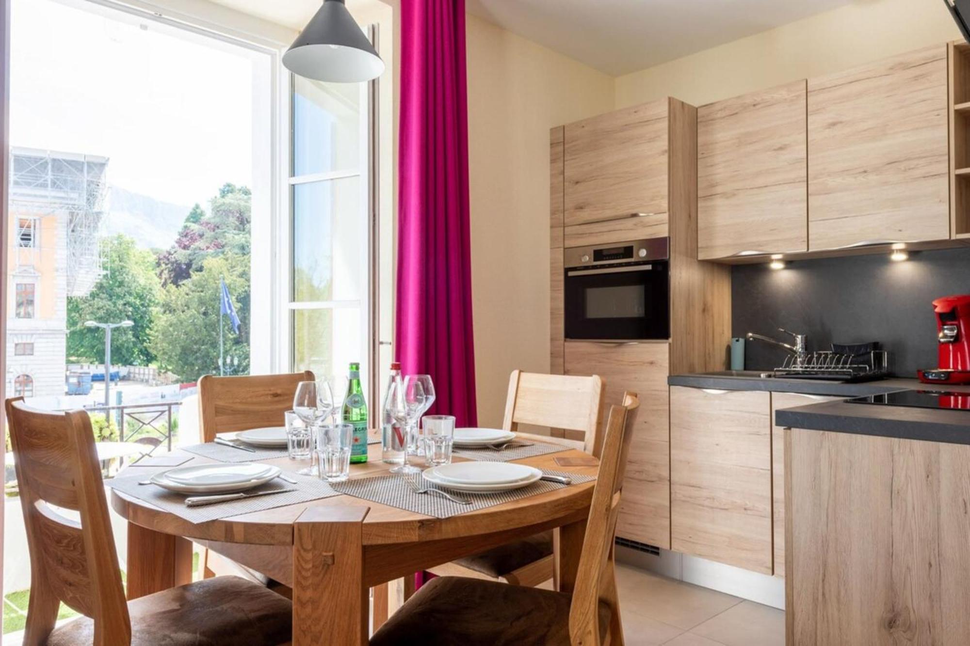 Carpates Annecy Rent Lodge Екстериор снимка